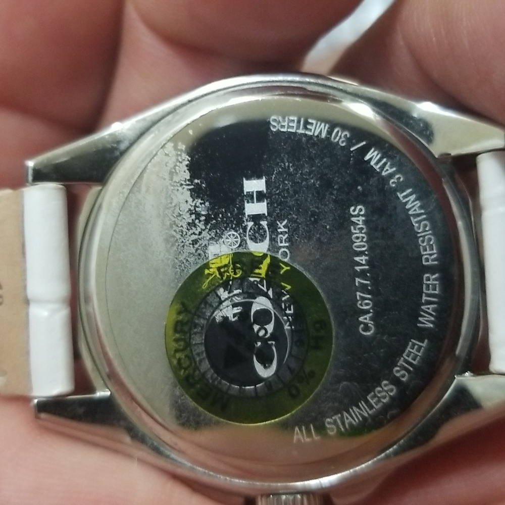 Coach white watch - Picture 4 of 7